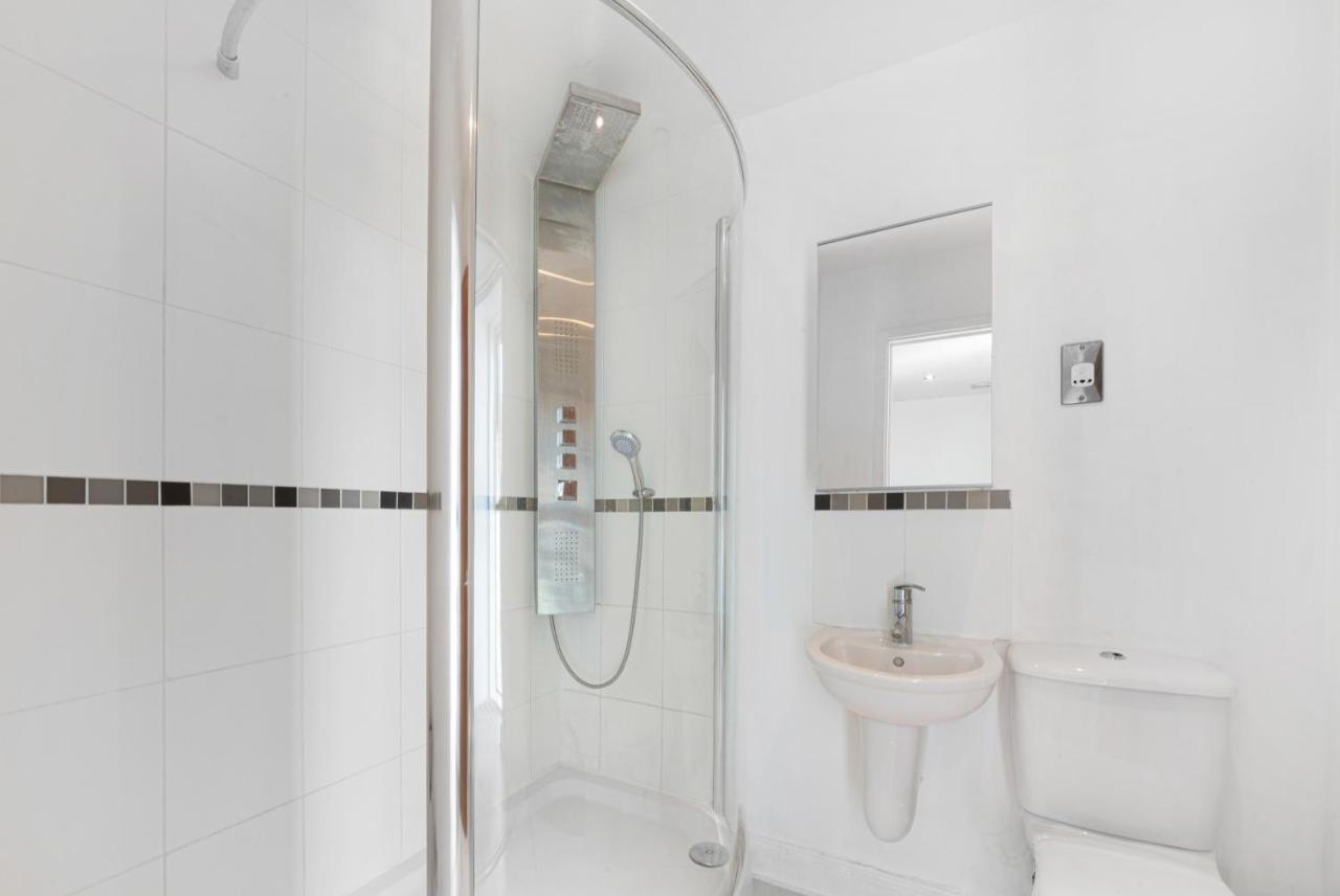 Excel 3 Bedroom Apartment Near City Airport And O2 Arena London Exteriör bild